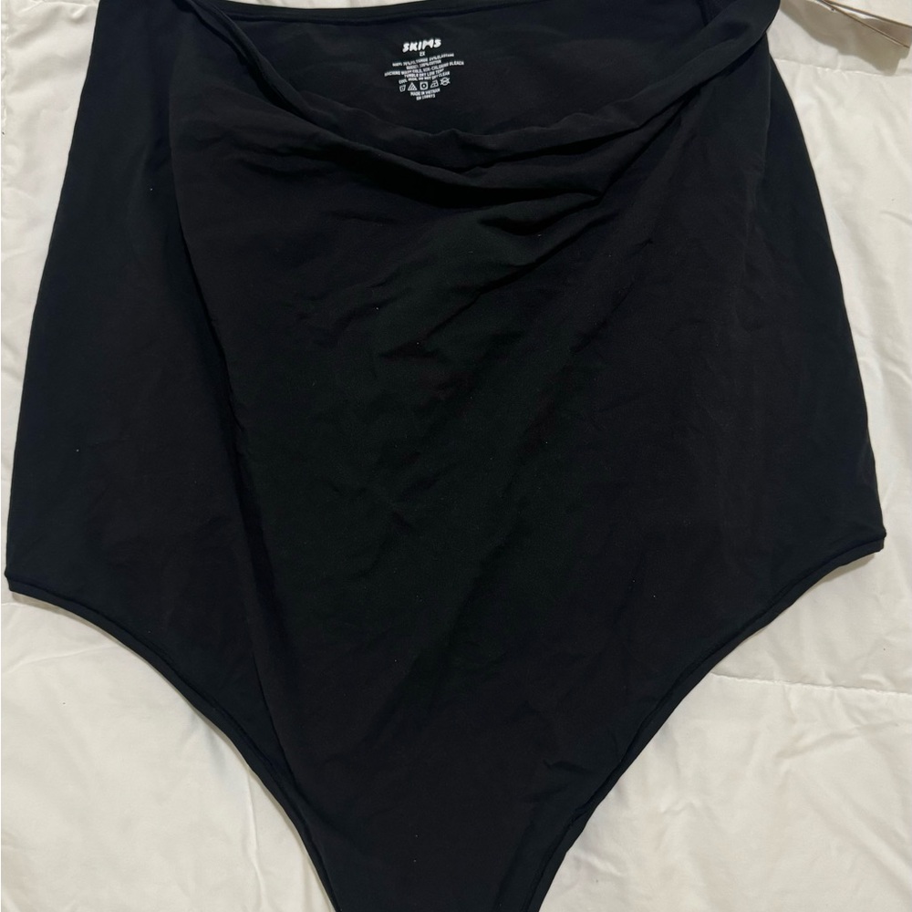 SKIMS Black Maternity thong